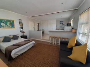 Vredekloof Garden Cottage
